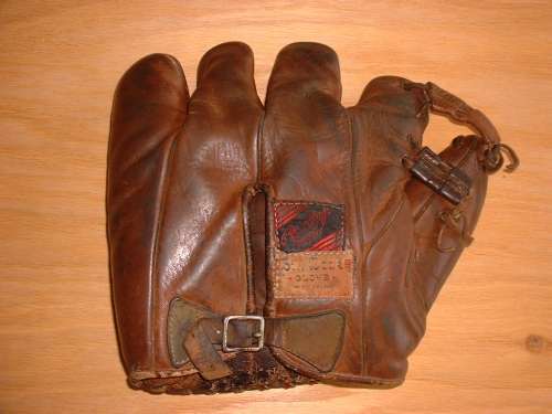 Bill Doak Rawlings J Buckle Back Back